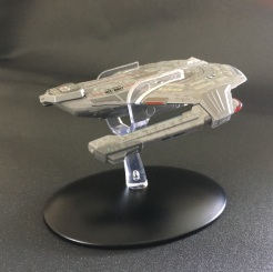 uss-yeager-ncc61947-saber-class-lateral-droit